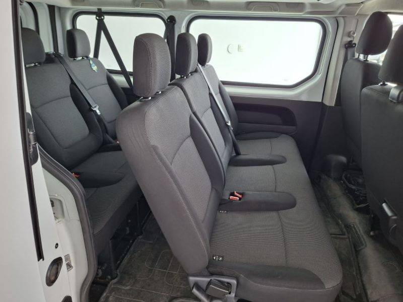 RENAULT Trafic 2021 — imagine 38