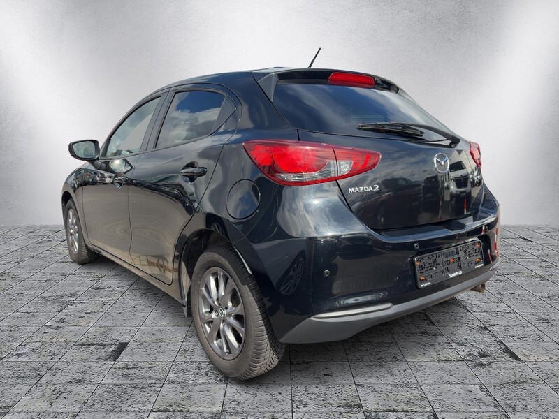 Fahrzeugabbildung 2 1.5 Skyactiv-G 90 Exclusive-Line Automatik Bild 4 von 15