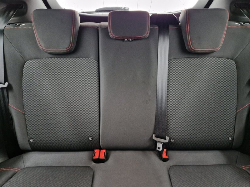 Fahrzeugabbildung Puma 1.0 EcoBoost MHEV ST-Line Winterpaket Bild 13 von 32