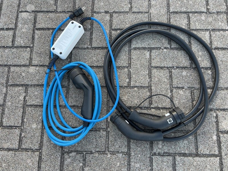 Fahrzeugabbildung Megane E-TECH Electric Iconic Bild 13 von 16