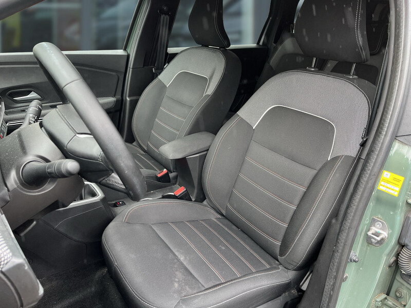 Fahrzeugabbildung Jogger RF-Kamera Bild 12 von 27