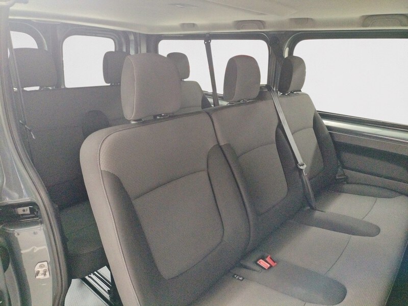 Renault Trafic Combi