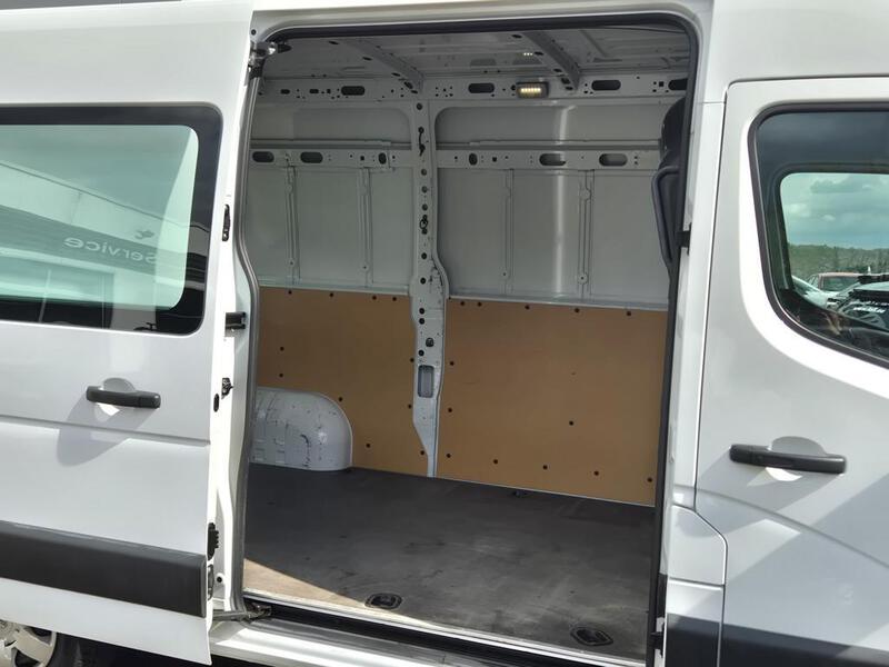 Nissan Interstar