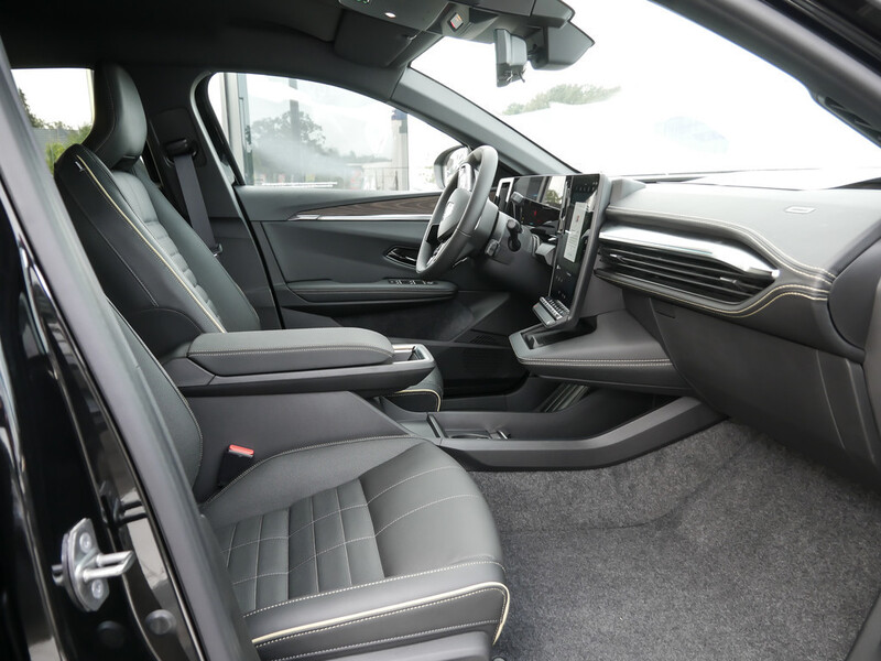 Fahrzeugabbildung Megane E-Tech EV60 220 Iconic Bild 4 von 15