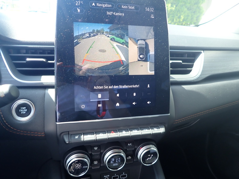 Fahrzeugabbildung Captur Initiale Paris E-TECH Plug-In 160 Bild 12 von 18