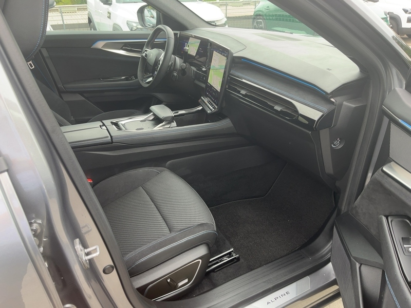 Fahrzeugabbildung Austral Iconic Esprit Alpine Mild 160 Automatik Bild 10 von 16