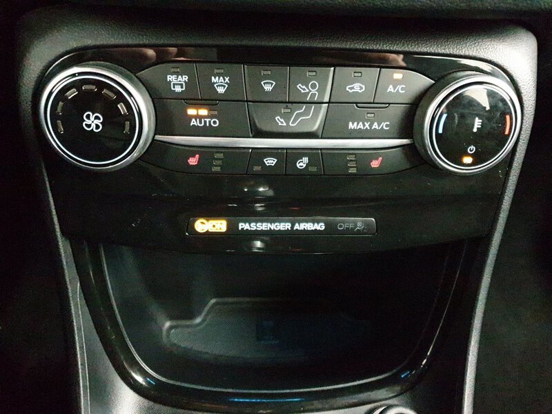 Fahrzeugabbildung Puma 1.0 EcoBoost MHEV ST-Line Bild 16 von 24