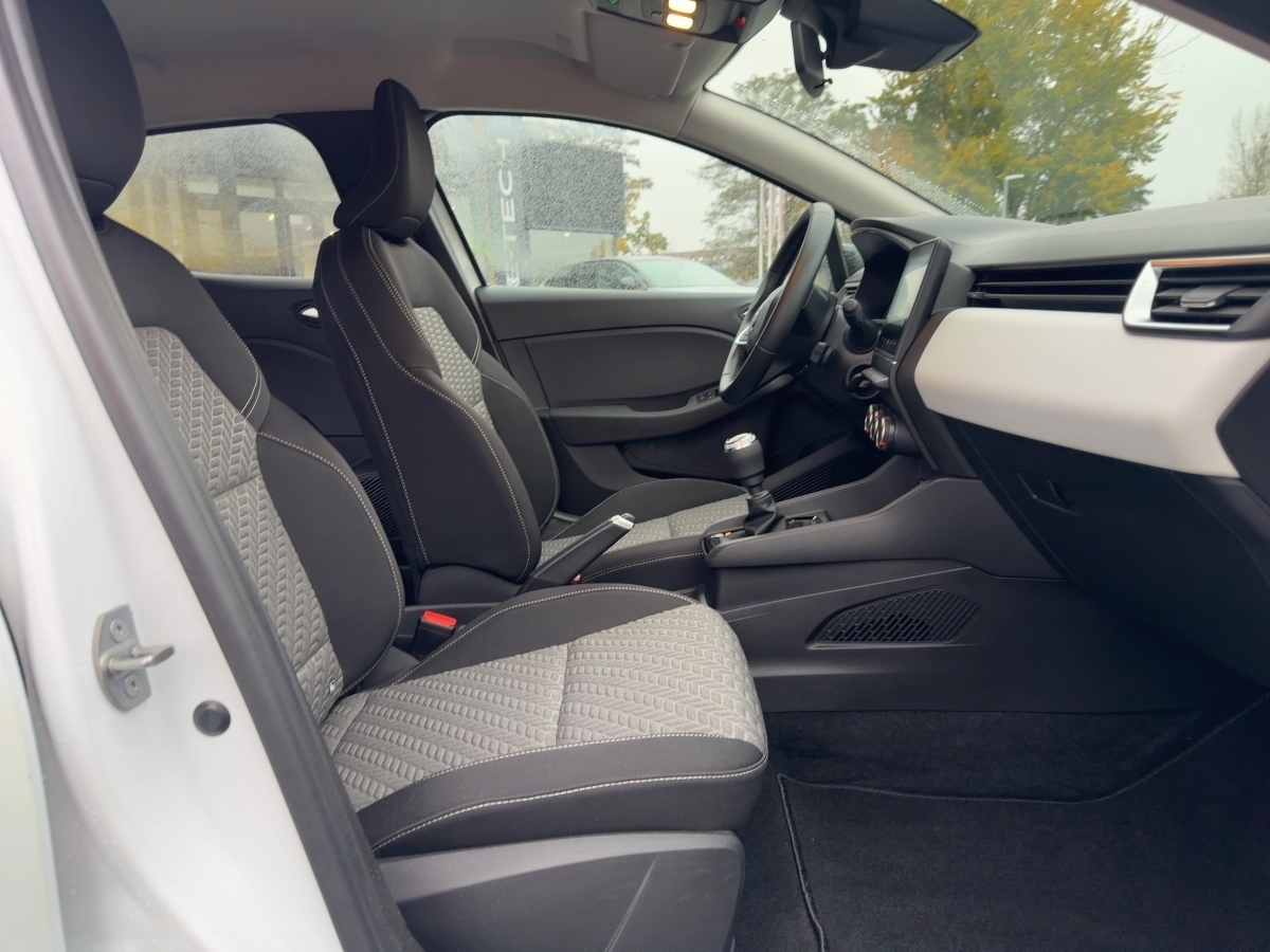 Renault Clio – Bild 11