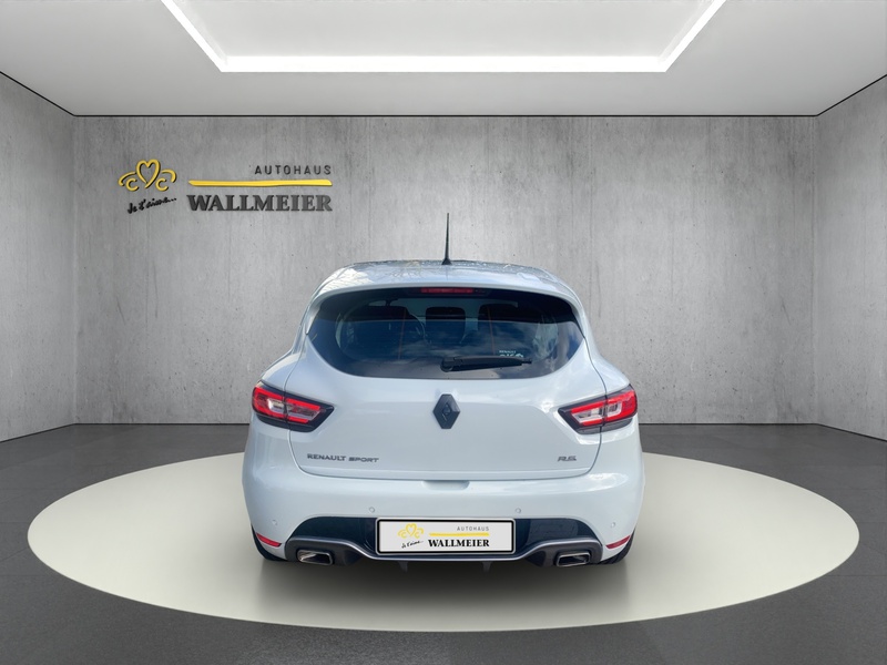 Fahrzeugabbildung Clio Sport TCe 200 Bild 6 von 15