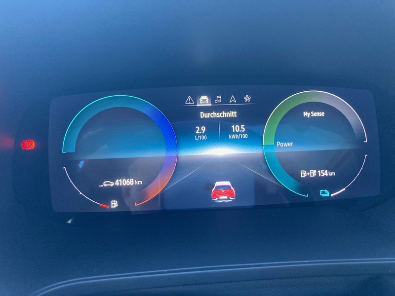 Fahrzeugabbildung Captur INTENS E-TECH Plug-in 160 (MY21) Bild 9 von 12