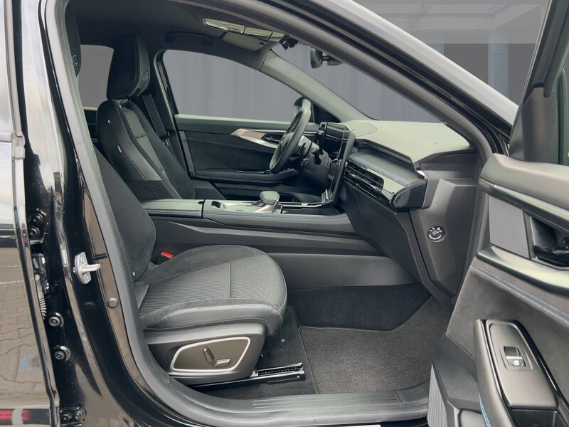Fahrzeugabbildung Austral 1.3 TCE 160 Techno Esprit Bild 8 von 18