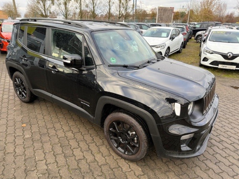Fahrzeugabbildung Renegade Klima* Bild 2 von 11