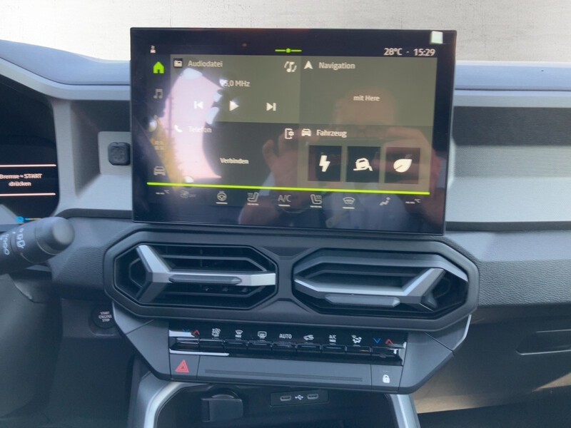 Fahrzeugabbildung Bigster Journey HYBRID 155 Bild 12 von 16