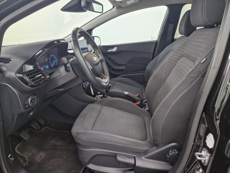 Fahrzeugabbildung Fiesta 1.0 EcoBoost MHEV Titanium Bild 7 von 27