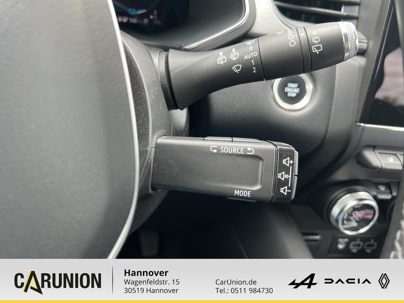 Fahrzeugabbildung Captur INTENS E-TECH Plug-in 160 Bild 19 von 20