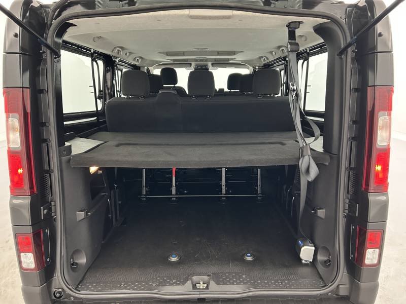 Renault Trafic Combi