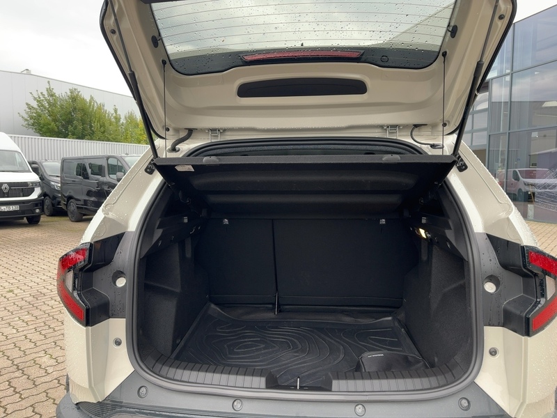 Fahrzeugabbildung Duster Extreme TCe 130 *GJR*SHZ*KAMERA*KLIMAAUTO.* Bild 13 von 15