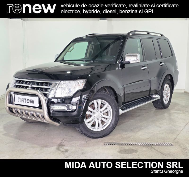 MITSUBISHI Pajero