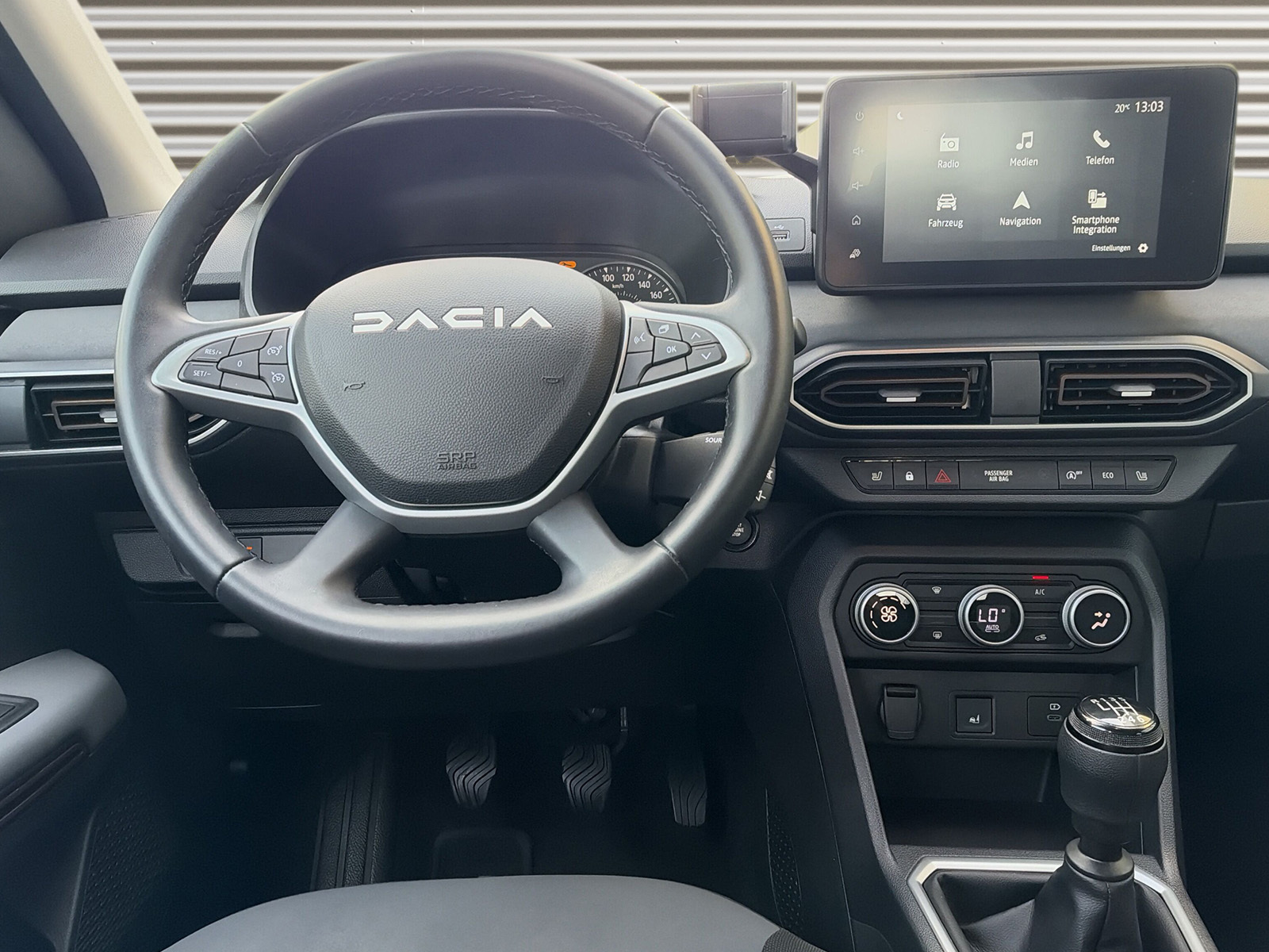 Dacia Sandero – Bild 8