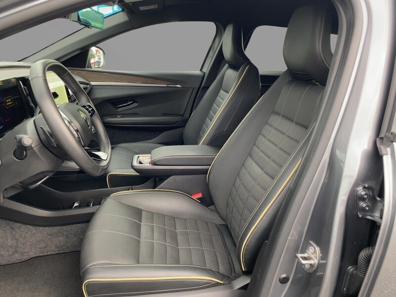 Fahrzeugabbildung Megane E-TECH Iconic E-Tech 100% elektrisch Bild 7 von 21