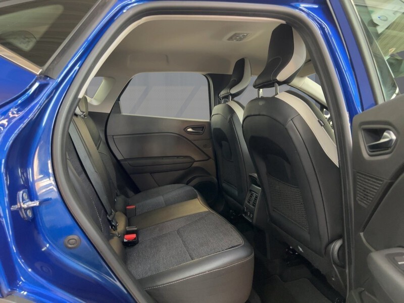 Fahrzeugabbildung Captur Apple CarPlay PDC KLIMA Bild 9 von 23
