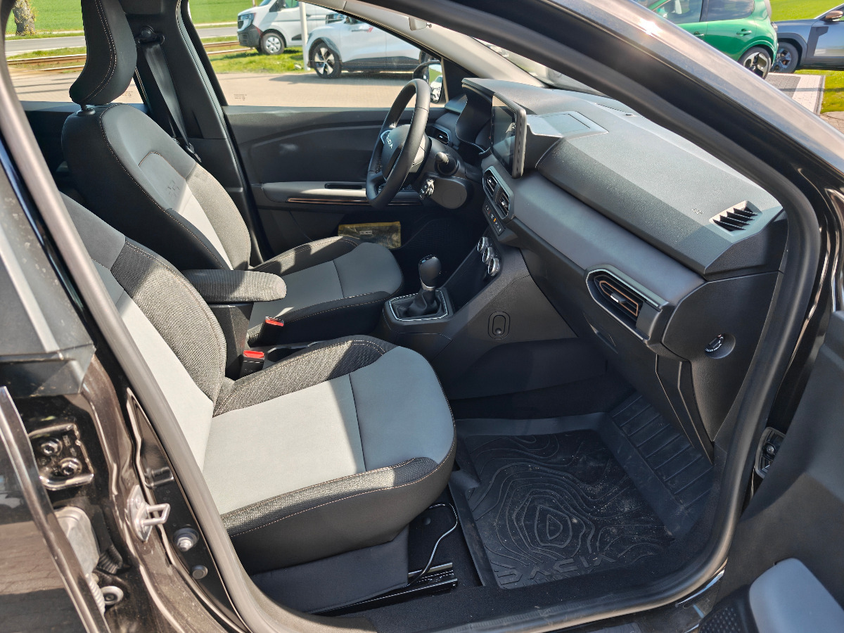 Dacia Sandero – Bild 11