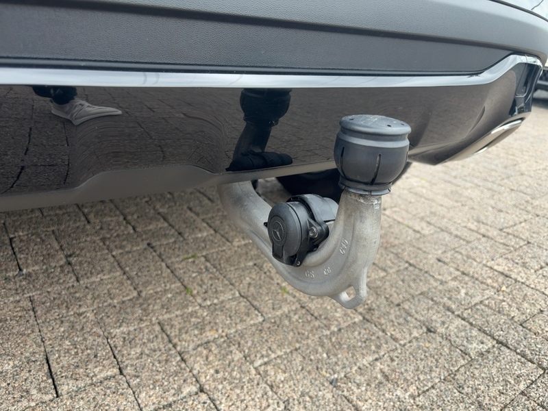 Fahrzeugabbildung GLA 180 *AHK*Navi* Bild 20 von 21