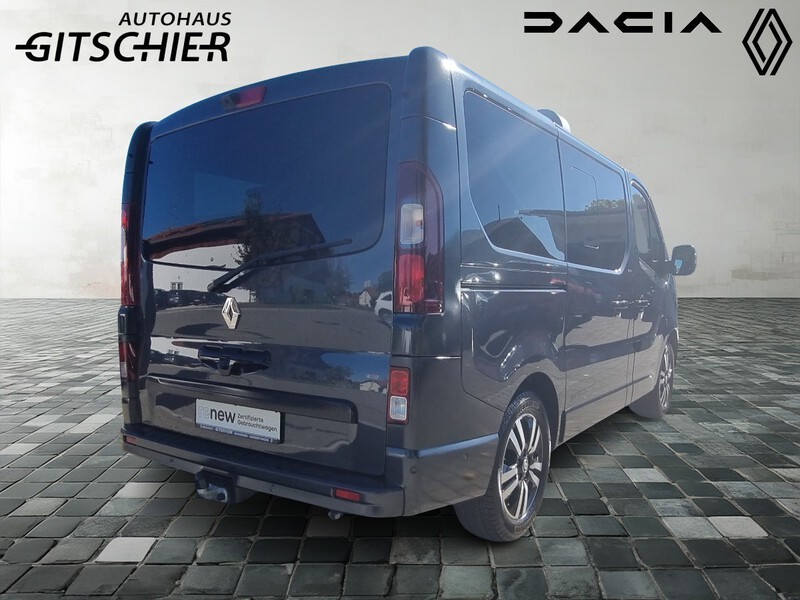 Fahrzeugabbildung Trafic Spaceclass Blue dCi 170 EDC Bild 4 von 14