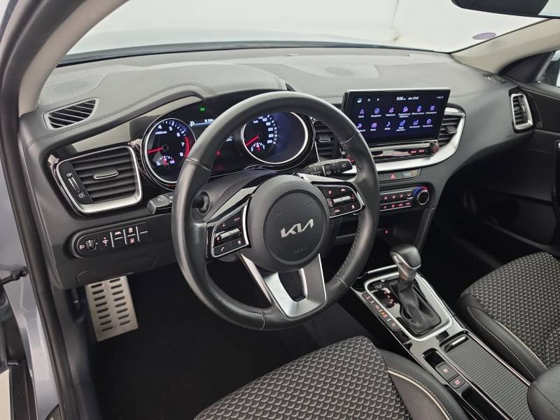 KIA Xcee'D