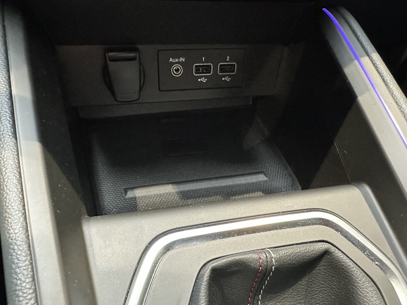 Fahrzeugabbildung Clio R.S. LINE E-TECH 145 Bild 50 von 50