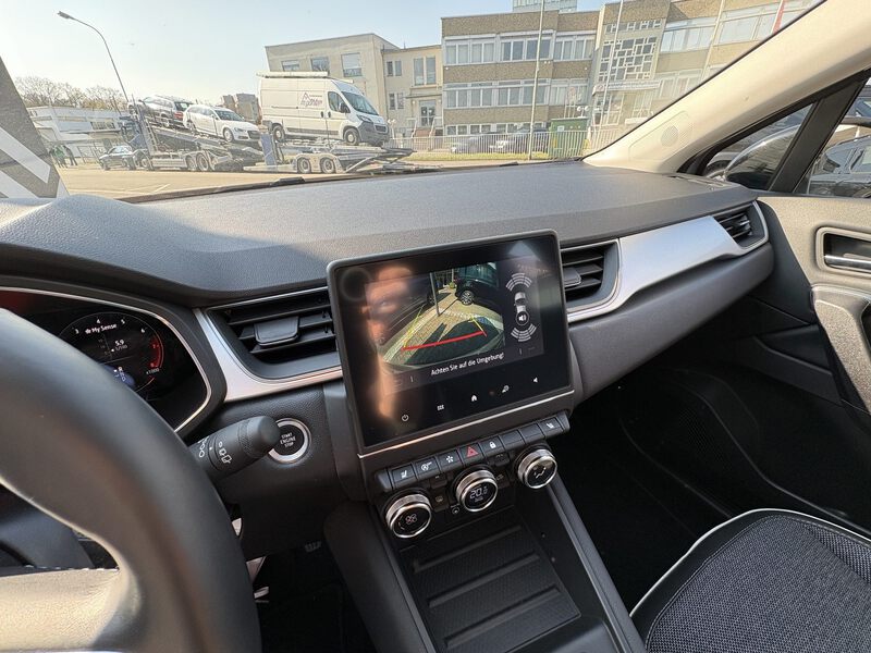 Fahrzeugabbildung Captur II 1.3 TCe 140 Intens GPF Bild 15 von 18