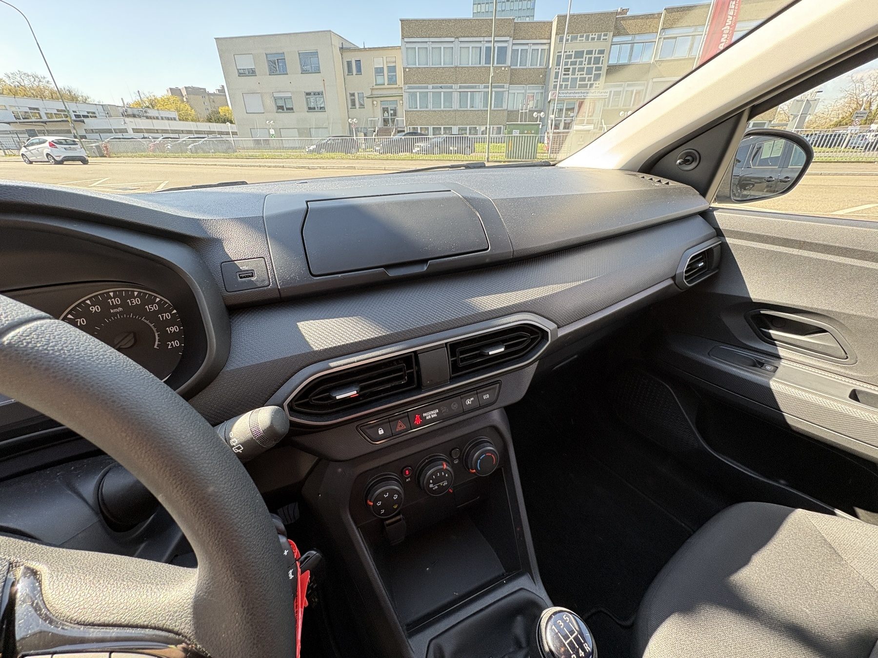Dacia Sandero – Bild 14