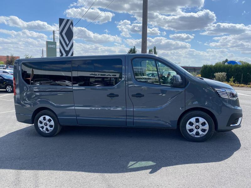 Renault Trafic Combi