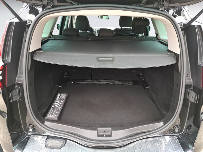 Fahrzeugabbildung Grand Scenic BUSINESS Edition ENERGY dCi 110 EDC Bild 12 von 15
