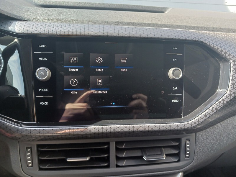 Fahrzeugabbildung T-Cross Style 1.0 TSI DSG Start&Stop *AUTOMATIK* Bild 25 von 30