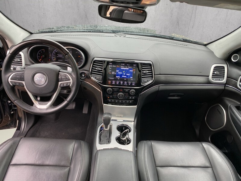 Fahrzeugabbildung Grand Cherokee Cherokee 3.0 CRD Summit Bild 13 von 15