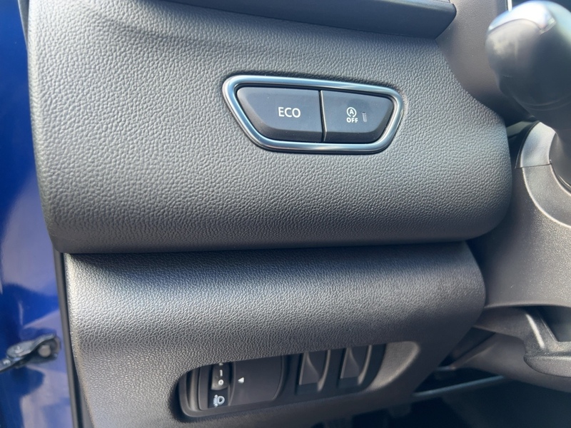 Fahrzeugabbildung Kadjar  Black Edition 1.3 TCe 140 Bild 16 von 22