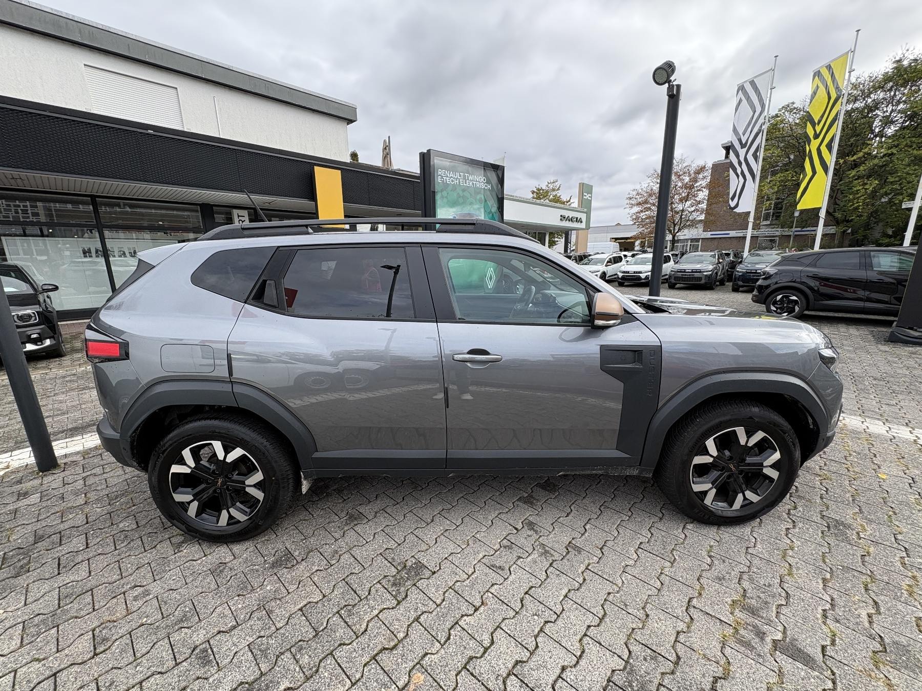 Dacia Duster – Bild 3