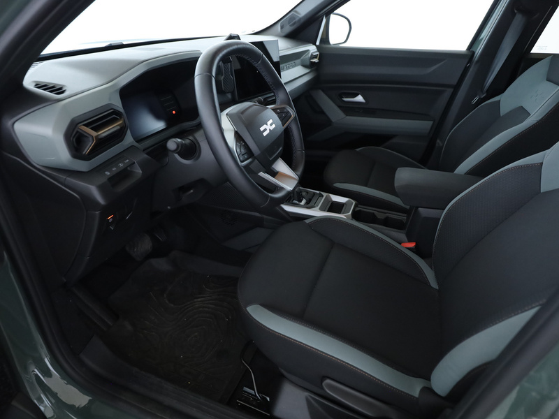 Fahrzeugabbildung Duster 1.6 E-TECH 140 Extreme  Bild 27 von 30