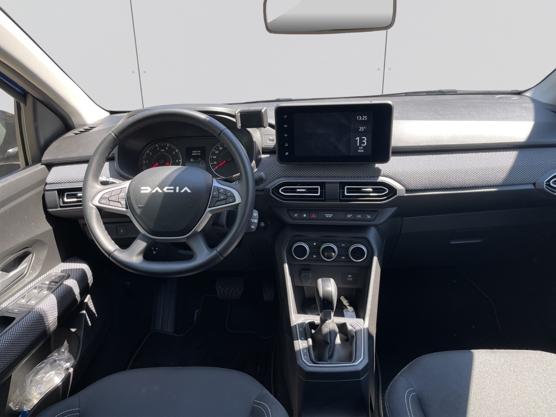 Dacia Sandero – Bild 10