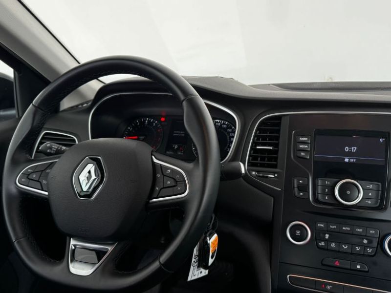 RENAULT Megane 2021 — imagine 42