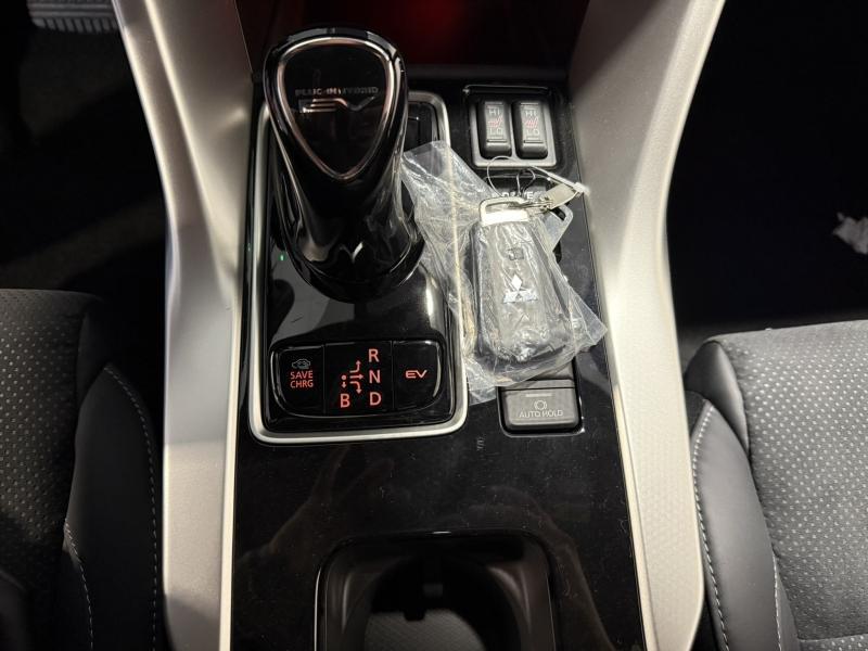 Mitsubishi Eclipse Cross MY23