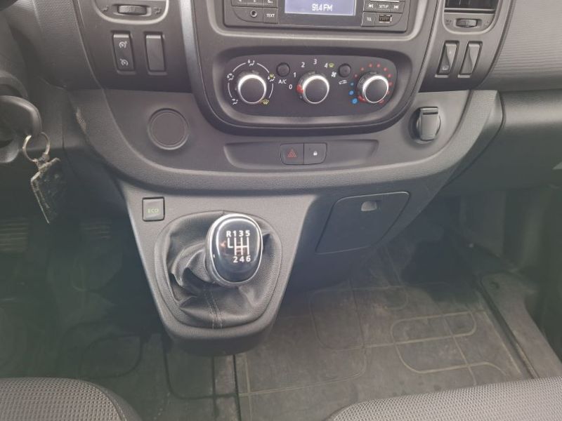 RENAULT Trafic 2021 — imagine 40