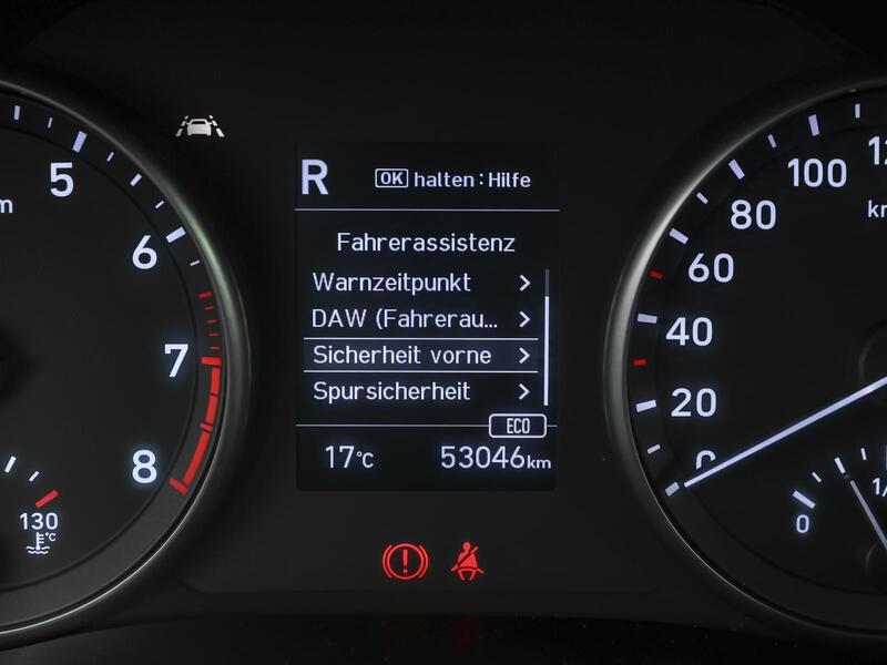 Fahrzeugabbildung i30 AHK ALU SHZ PDC KLIMA Bild 15 von 15
