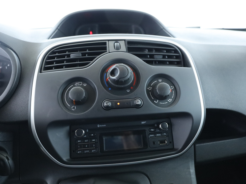 Fahrzeugabbildung Kangoo DACHTRÄGER Bild 15 von 17