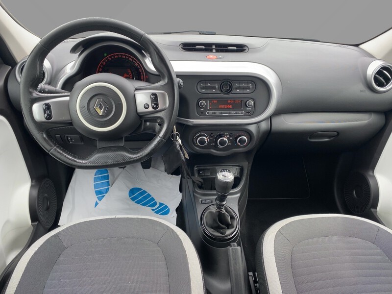 Fahrzeugabbildung Twingo ZEN SCe 65 Start & Stop Bild 9 von 21