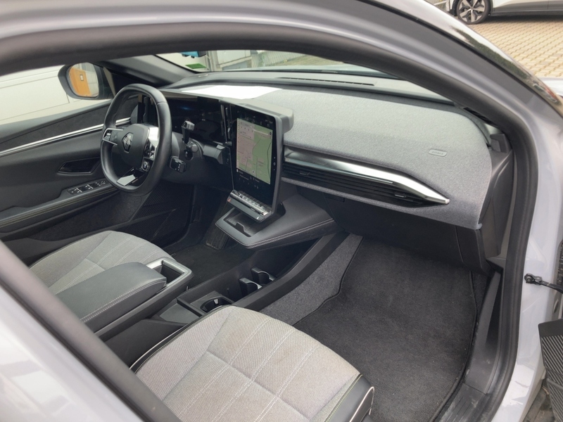 Fahrzeugabbildung Megane E-TECH TECHNO EV60 220 Bild 20 von 20