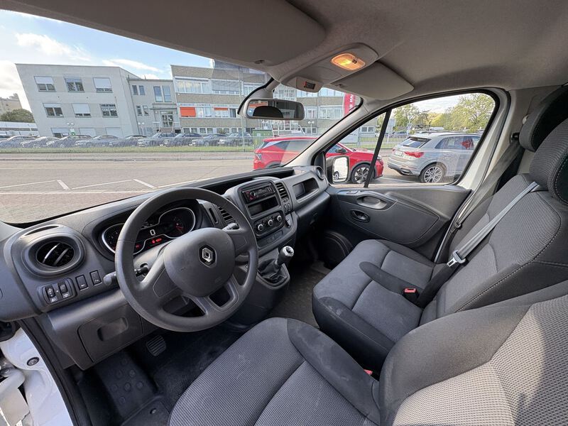 Fahrzeugabbildung Trafic 2,0 dCi 120 dCi ENERGY L1H1 2,8t Komfort Bild 14 von 17