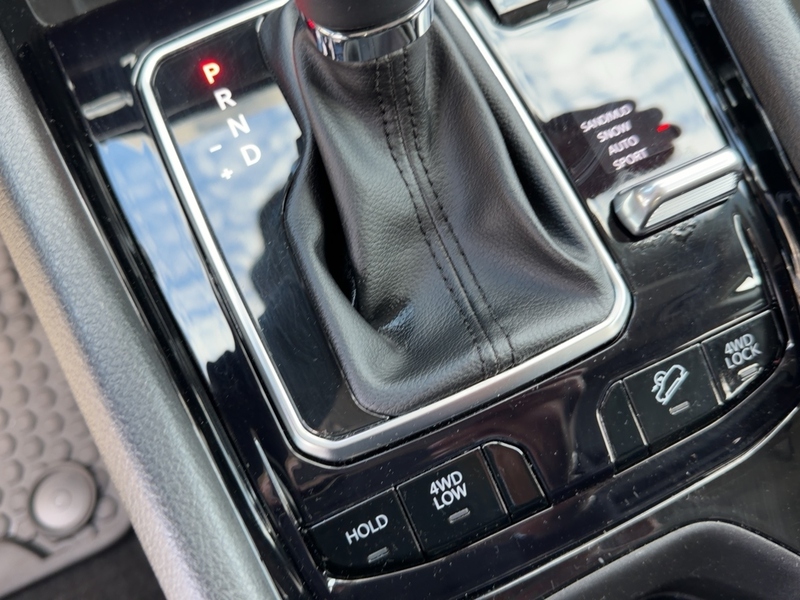 Fahrzeugabbildung Compass  High Upland Plug-In Hybrid 4xe Bild 15 von 15