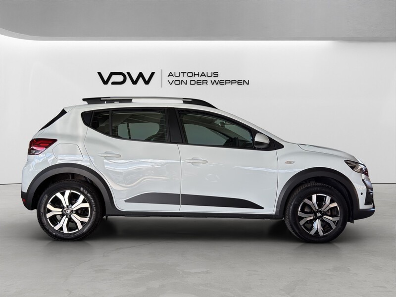 Fahrzeugabbildung Sandero III Stepway Comfort TCe 90 CVT (MY2021) Bild 9 von 15